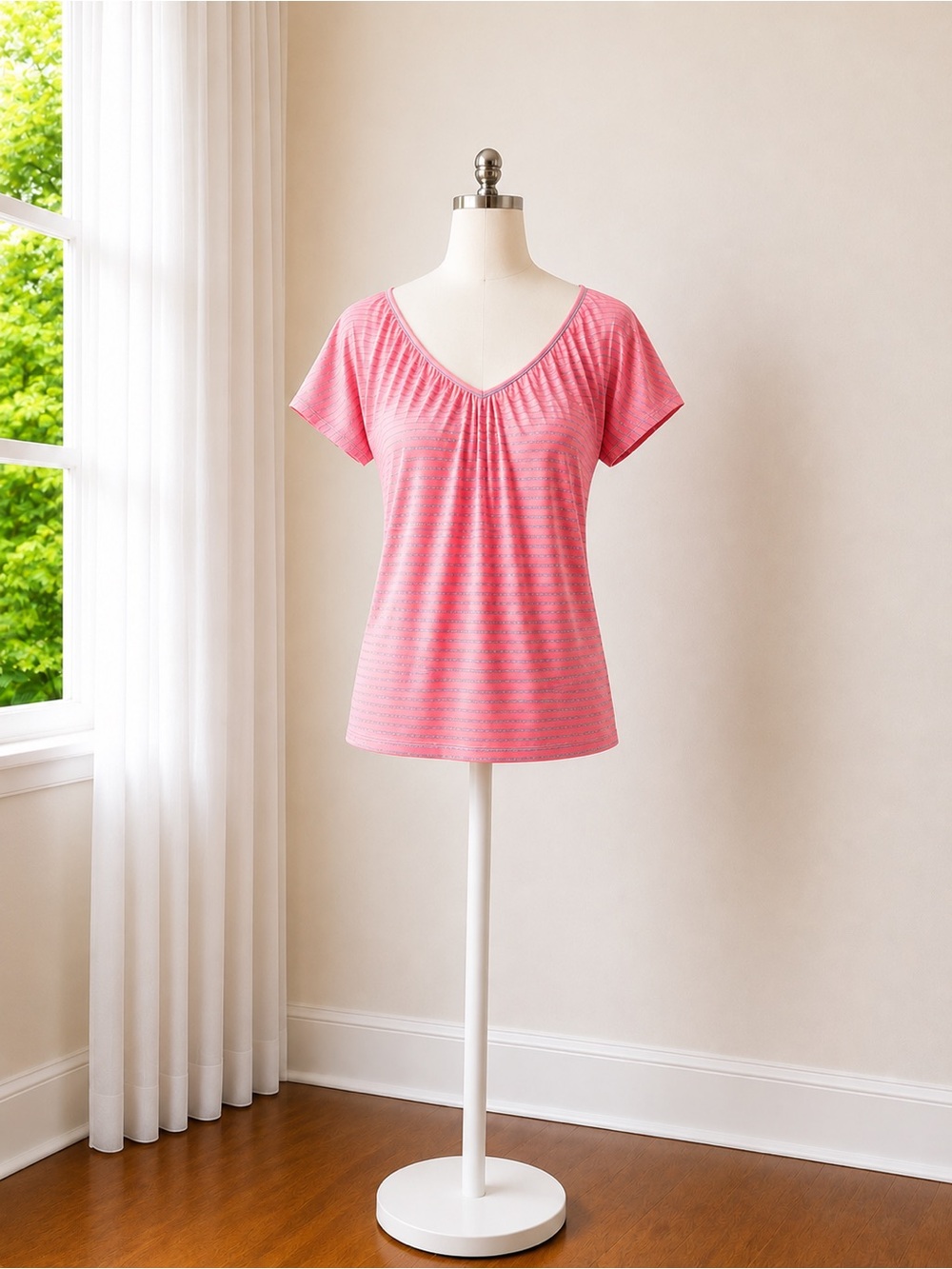 Women’s Pink V-Neck Short Sleeve Top